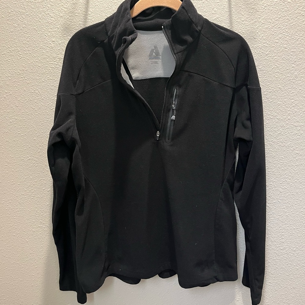 Eddie Bauer first ascent fleece pullover